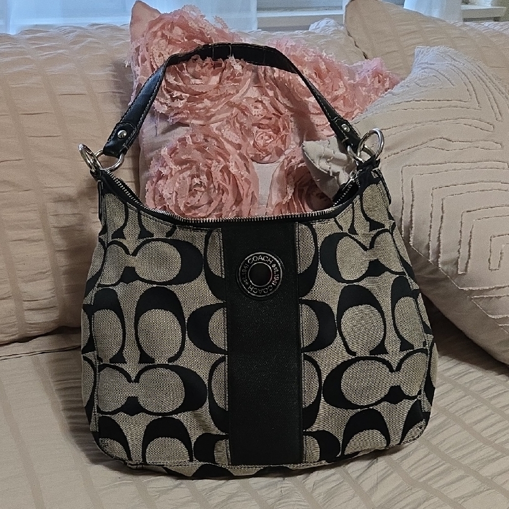 Coach Black and Cream Signature Shoulder Bag
